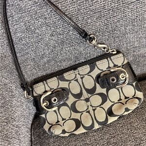 Coach Black and Cream Patterned Wristlet